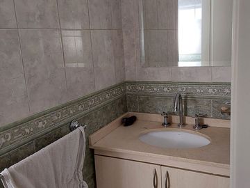 VENDO CASA EN LA BARRACA