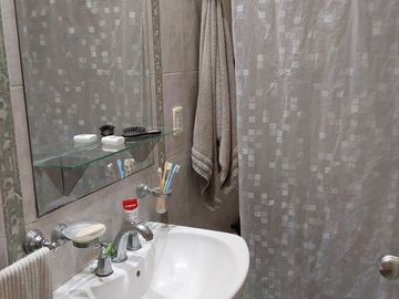 VENDO CASA EN LA BARRACA