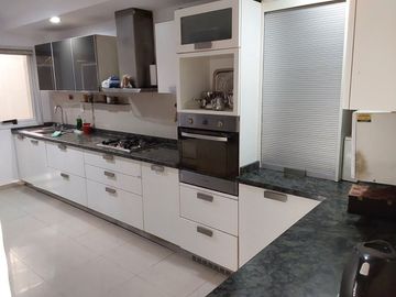 VENDO CASA EN LA BARRACA