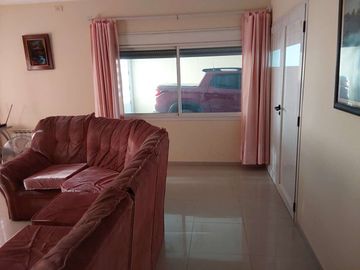 VENDO CASA EN LA BARRACA