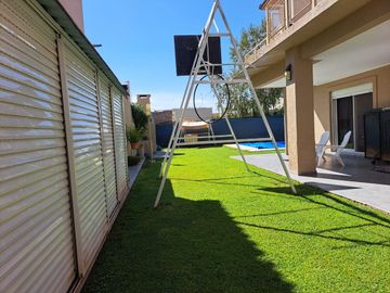 VENDO CASA EN LA BARRACA