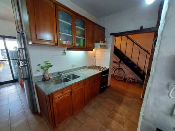 VENTA PALOMAR HAEDO CASA 4 AMBIENTES APTO CREDITO