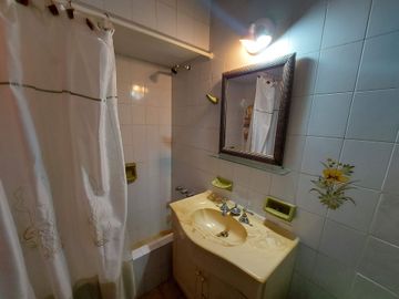 VENTA PALOMAR HAEDO CASA 4 AMBIENTES APTO CREDITO