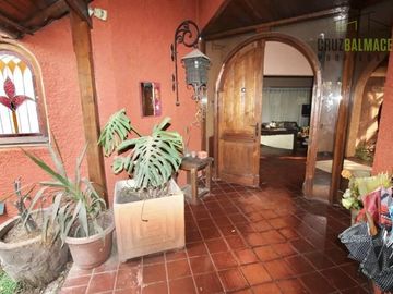 Casa en Venta en Orompello a 2 cuadras de Walker Martínez