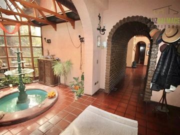 Casa en Venta en Orompello a 2 cuadras de Walker Martínez