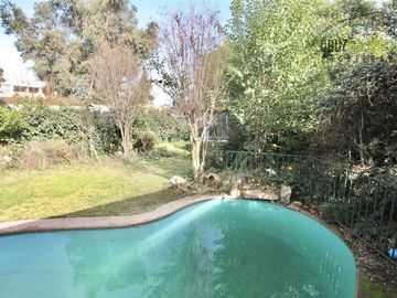 Casa en Venta en Orompello a 2 cuadras de Walker Martínez