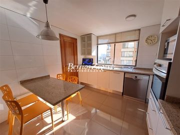 Departamento en Venta en Manquehue Sur/Hernando de Magallanes