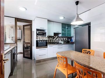Departamento en Venta en Manquehue Sur/Hernando de Magallanes