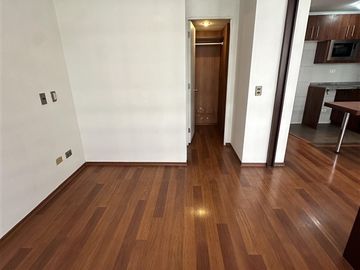 Departamento en Venta en Metro Santa Isabel, Lira
