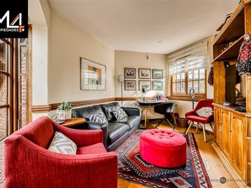 Casa en Venta en Santa Maria de Manquehue/ Camino Agua del Palo