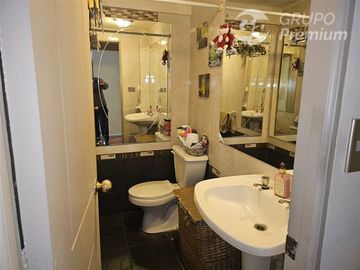 Casa en Venta en Papa Ceferino con Papa San Lino / Se vende Casa 3 Dormitorios 2 Baños con Estacionamiento