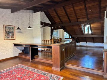 CASA VENTA 7 AMB ACASSUSO S.I Bº PARQUE AGUIRRE