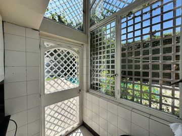 CASA VENTA 7 AMB ACASSUSO S.I Bº PARQUE AGUIRRE