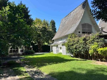 CASA VENTA 7 AMB ACASSUSO S.I Bº PARQUE AGUIRRE