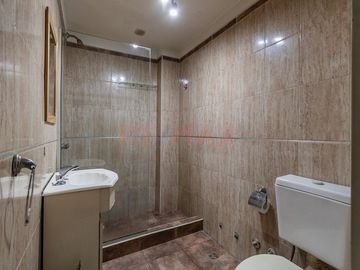 VENTA PH 2 AMBIENTES AL FRENTE C/BALCON CASEROS