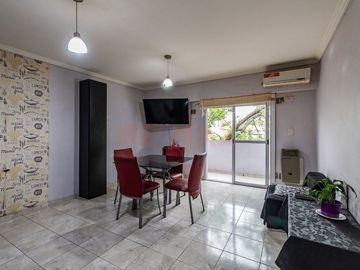 VENTA PH 2 AMBIENTES AL FRENTE C/BALCON CASEROS