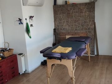 Se vende Ampliay hermosa casa en Villa Macul 5D+4B