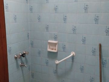 CASA 3 AMBIENTES EN VENTA EN ISIDRO CASANOVA