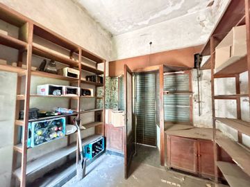 VENTA CASA 3 AMB +DOS LOCALES-GARAJE -PARQUE