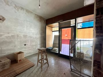 VENTA CASA 3 AMB +DOS LOCALES-GARAJE -PARQUE