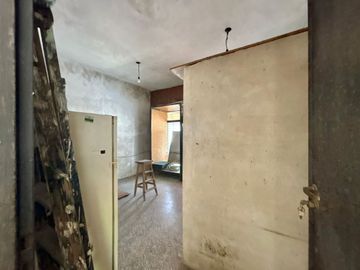 VENTA CASA 3 AMB +DOS LOCALES-GARAJE -PARQUE