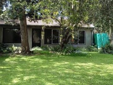 EXCELENTE CASA MULTI FAMILIAR  - MUY BUENA ZONA - BOULOGNE-  son 3 ph en un lote