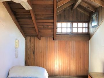 EXCELENTE CASA 5 AMBIENTES CON JARDIN QUINCHO PILETA -SAN ISIDRO