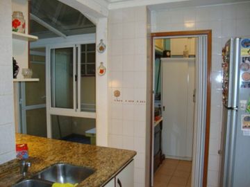 DEPARTAMENTO DE 3 AMB A LA CALLE