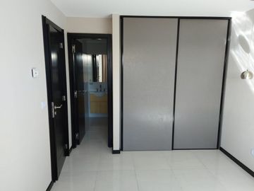 VENTA 2 AMBIENTES con COCHERA