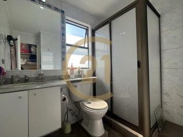 Gran casa en Condominio Huechuraba