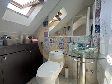 Gran casa en Condominio Huechuraba