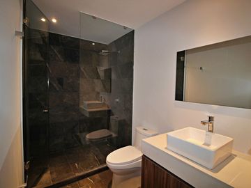 VENTA DE DEPARTAMENTOS EN BOSQUE REAL CON HERMOSA VISTA