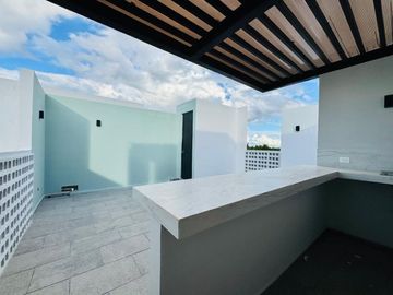 EN VENTA CASA TIPO TOWNHOUSE EN ZONA NORTE MÉRIDA I PRIVADA CELESTA CHOLUL