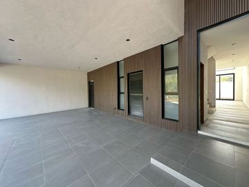 CASA EN VENTA EN AMORADA CARRETERA NACIONAL SANTIAGO
