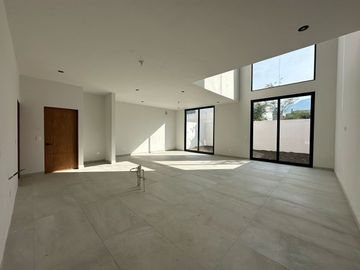 CASA EN VENTA EN AMORADA CARRETERA NACIONAL SANTIAGO
