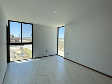 Hermosa casa en Valle Imperial
