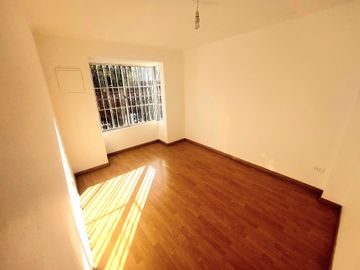 VENTA CASA EN SANTA MARIA DE MAIPÚ 4H3B2E