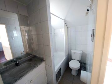 VENTA CASA EN SANTA MARIA DE MAIPÚ 4H3B2E