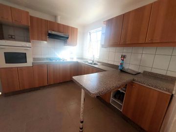 VENTA CASA EN SANTA MARIA DE MAIPÚ 4H3B2E
