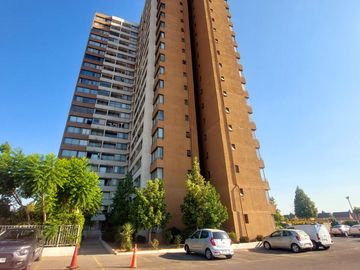 VENTA DEPARTAMENTO EN MAIPÚ FRENTE MALL  ARAUCO
