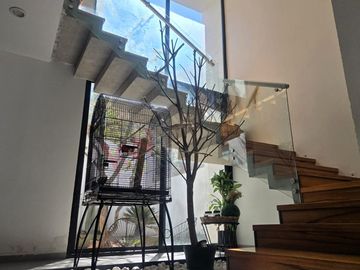 CASA en VENTA con vista a la ciudad de Querétaro, en fracc.  Vista Real