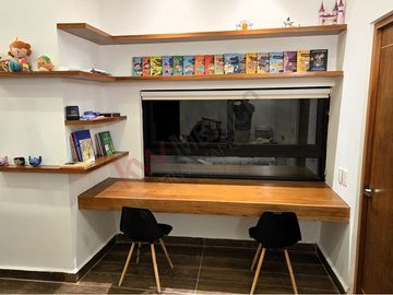 CASA en VENTA con vista a la ciudad de Querétaro, en fracc.  Vista Real