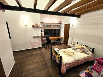 CASA en VENTA con vista a la ciudad de Querétaro, en fracc.  Vista Real