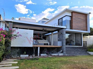 CASA en VENTA con vista a la ciudad de Querétaro, en fracc.  Vista Real