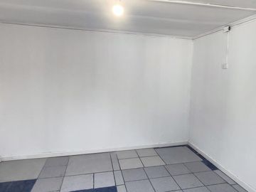 VENTA CASA 3HAB 1BA CERRO NAVIA