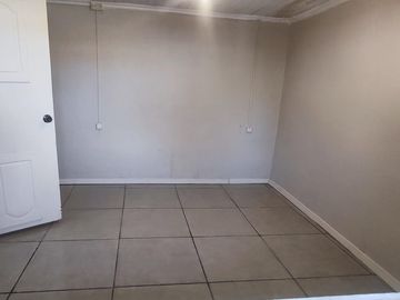 VENTA CASA 3HAB 1BA CERRO NAVIA