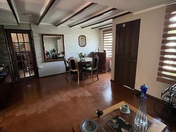 VENTA DE HERMOSA Y AMPLIA CASA MACUL