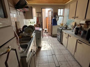VENTA DE HERMOSA Y AMPLIA CASA MACUL
