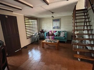 VENTA DE HERMOSA Y AMPLIA CASA MACUL