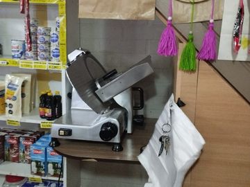 LIMACHE - SE VENDE LINDA CASA CON MINI MARKET - 96 M2